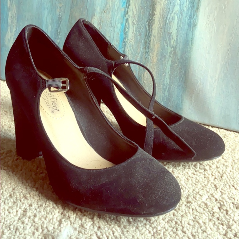 Black suede heels